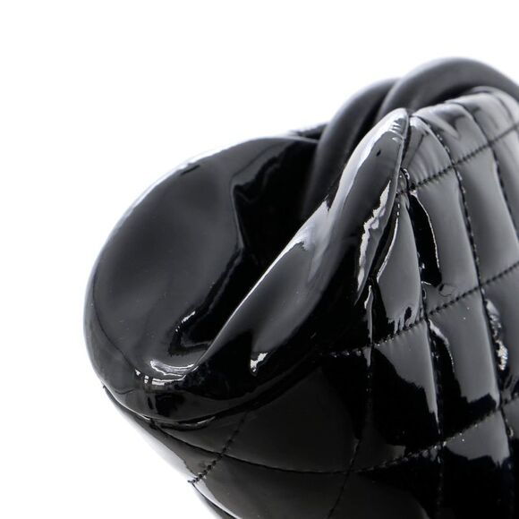 Chanel Timeless Clutch Quilted Patent Black - Picture 9 of 11